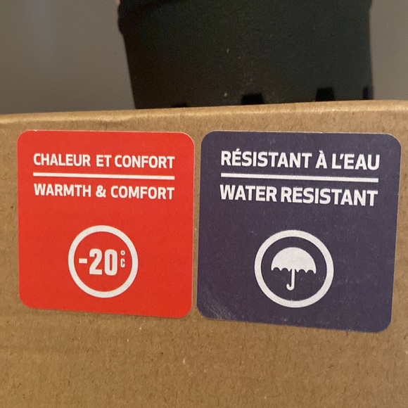 Brown suede boots - Picture 2 of 3